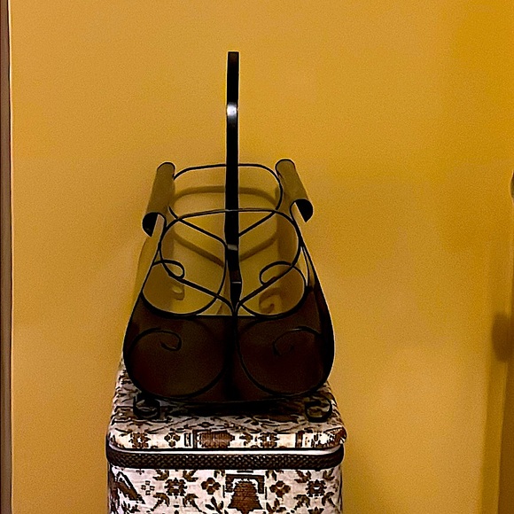 MAGAZINE RACK - Picture 4 of 8